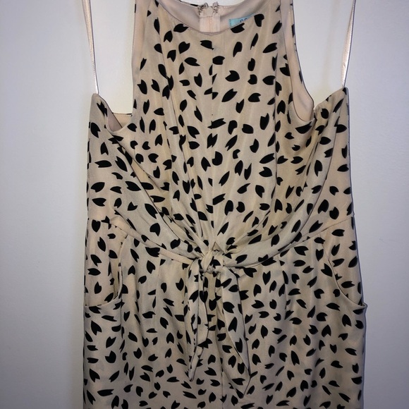 Jumpsuit - Picture 3 of 9